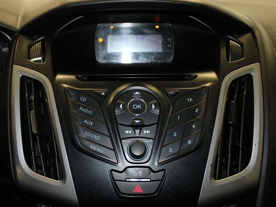 Ford Focus, 2012г., передний привод, механика