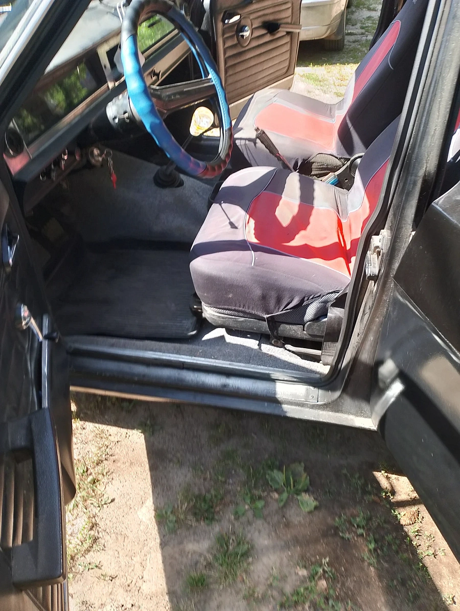 ГАЗ 24 «Волга», 1986г., задний привод, механика