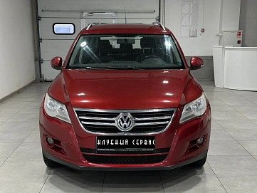 Volkswagen Tiguan, 2009г, полный привод, автомат