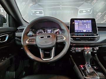 Jeep Compass, 2022г, передний привод, автомат