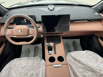 Changan UNI-Z, 2025г, передний привод, робот