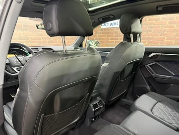 Audi Q3, 2025г, передний привод, робот