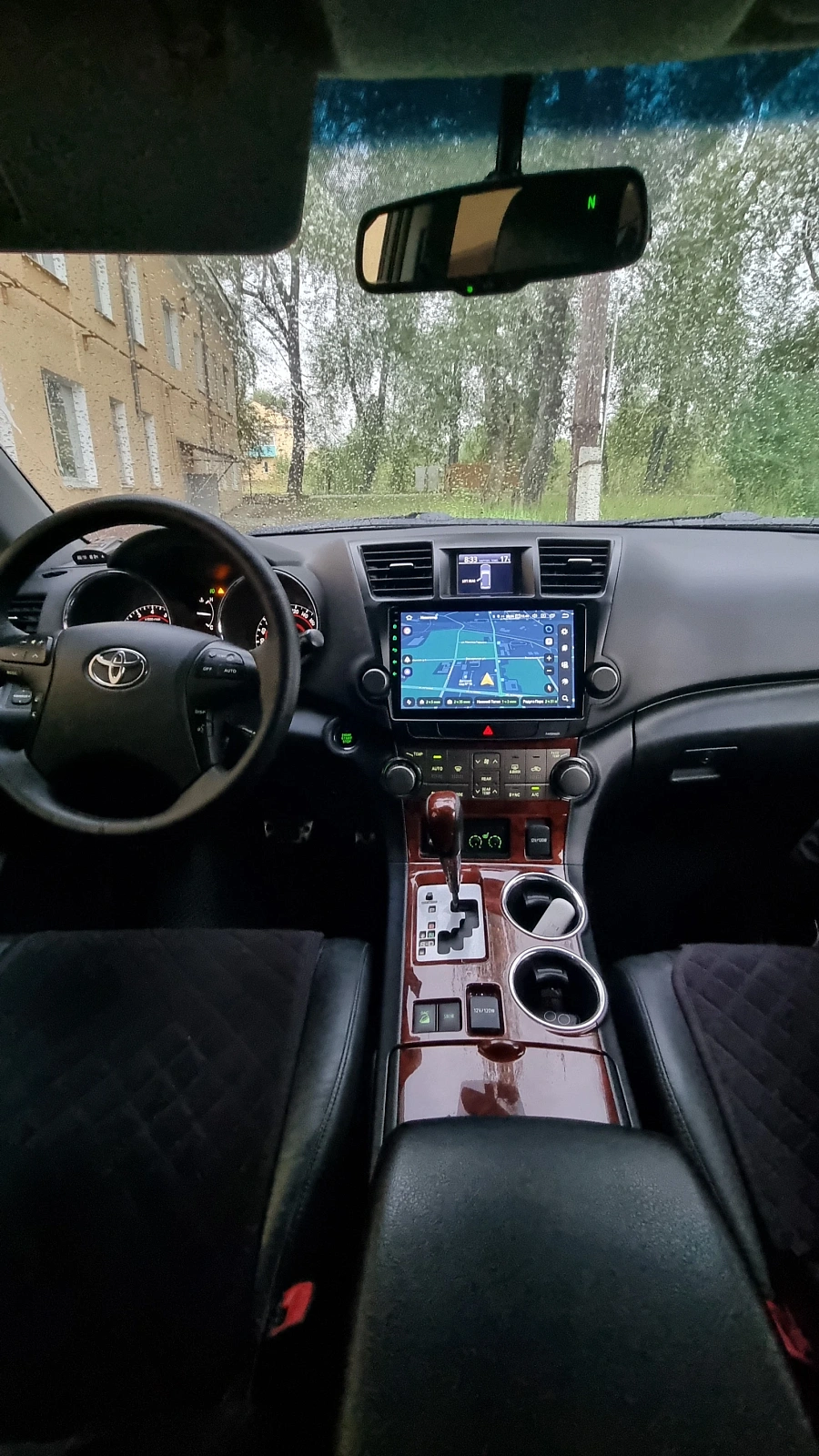 Toyota Highlander, 2012г., полный привод, автомат
