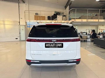 Kia Carnival, 2021г, передний привод, автомат