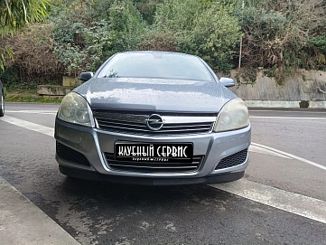 Opel Astra, 2009г, передний привод, робот