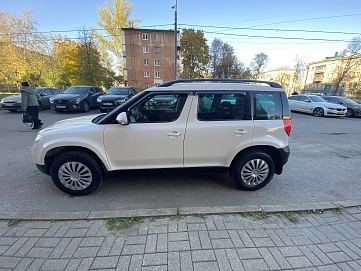 Skoda Yeti, 2012г, передний привод, робот