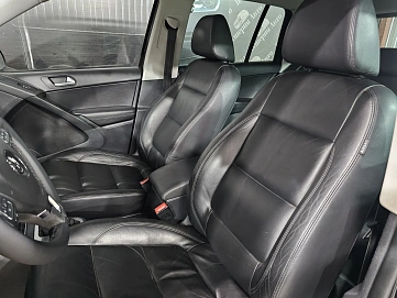 Volkswagen Tiguan, 2011г, полный привод, автомат