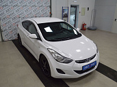 Hyundai Elantra, 2013г., передний привод, автомат