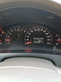 Toyota Camry, 2006г, передний привод, автомат