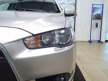 Mitsubishi Lancer, 2012г, передний привод, вариатор