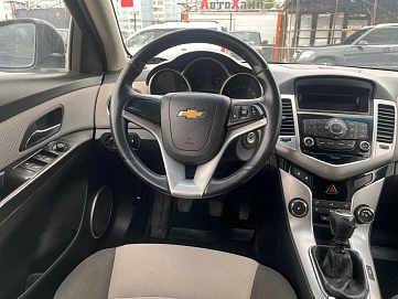 Chevrolet Cruze, 2012г, передний привод, механика