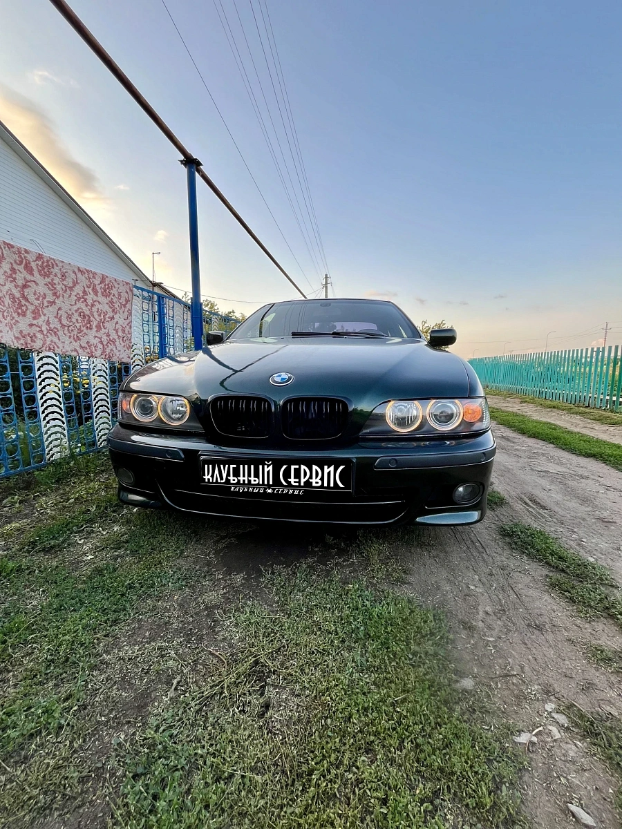 BMW 5 серии, 2002г., задний привод, автомат