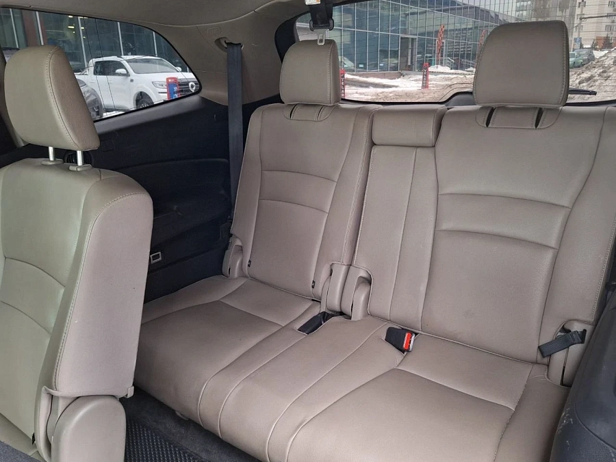 Honda Pilot, 2015г., полный привод, автомат