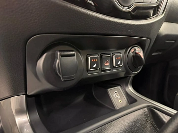 Nissan Navara (Frontier), 2024г, задний привод, механика