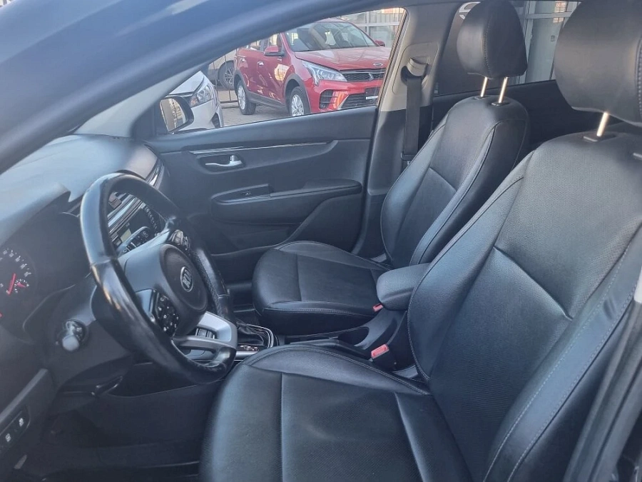 Kia Rio, 2018г., передний привод, автомат