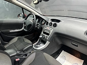 Peugeot 308, 2008г., передний привод, автомат