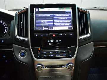 Toyota Land Cruiser, 2017г, полный привод, автомат