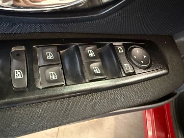 Renault Megane, 2013г, передний привод, механика