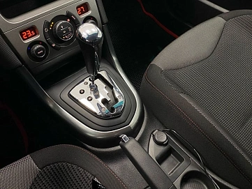 Peugeot 308, 2011г, передний привод, автомат