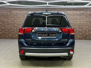 Mitsubishi Outlander, 2017г, полный привод, вариатор