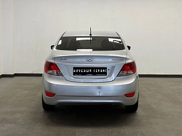 Hyundai Solaris, 2011г, передний привод, механика