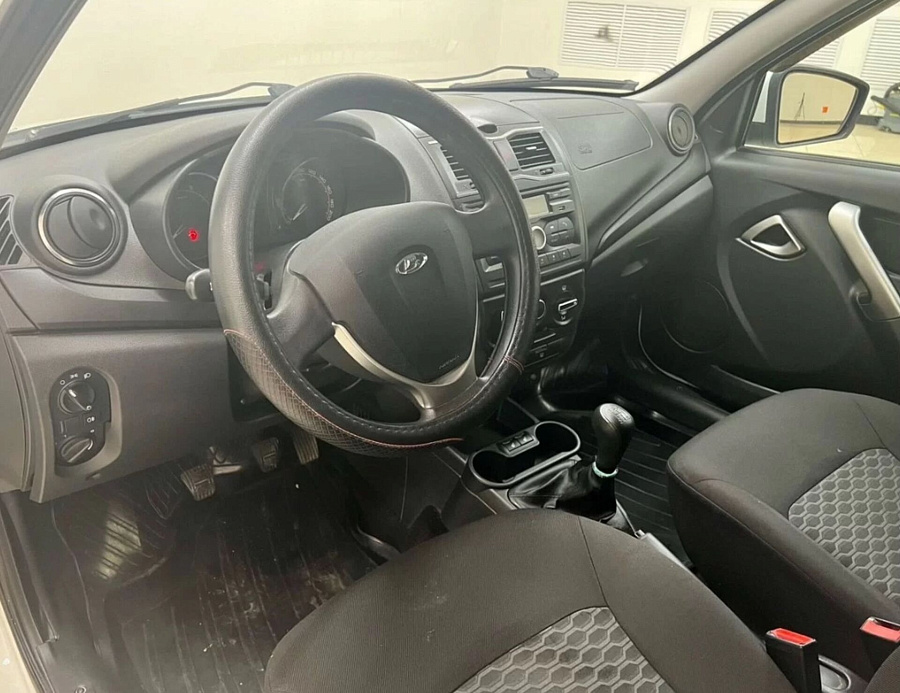 Lada (ВАЗ) Granta, 2019г., передний привод, механика