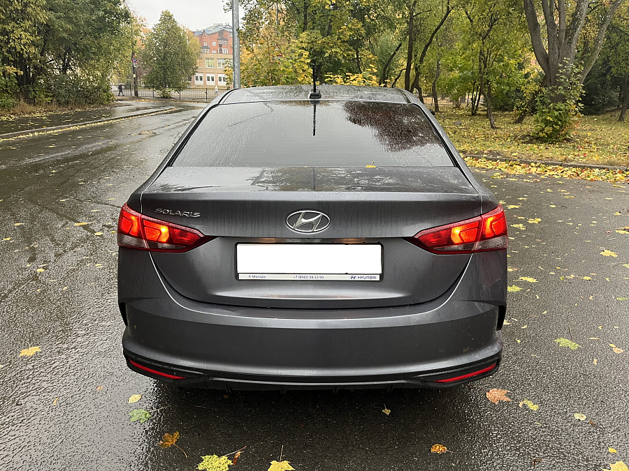 Hyundai Solaris, 2021г., передний привод, автомат