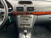 Toyota Avensis, 2005г., передний привод, автомат