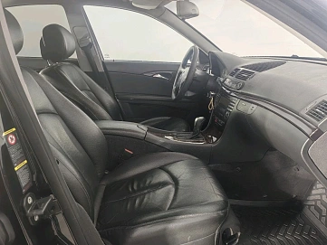 Mercedes-Benz E-Класс, 2005г, задний привод, автомат