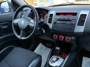 Peugeot 4007, 2012г, полный привод, вариатор