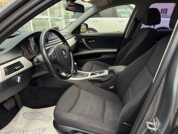 BMW 3 серии, 2011г, задний привод, автомат