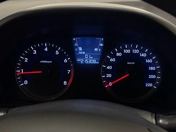 Hyundai Solaris, 2011г, передний привод, механика