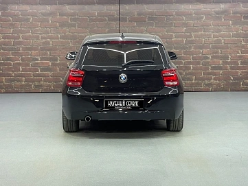 BMW 1 серии, 2013г, задний привод, автомат