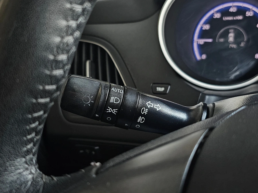 Hyundai ix35, 2012г., передний привод, автомат