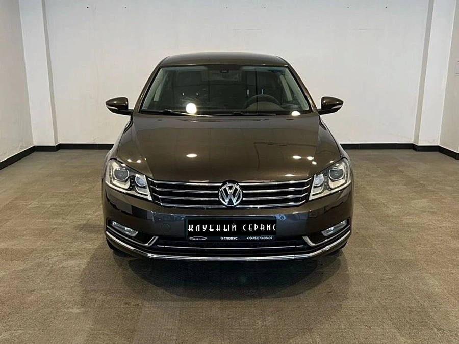 Volkswagen Passat, 2012г., передний привод, автомат