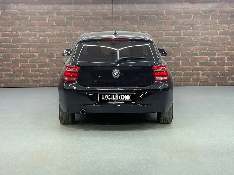 BMW 1 серии, 2013г., задний привод, автомат