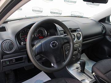 Mazda 6, 2004г, передний привод, автомат