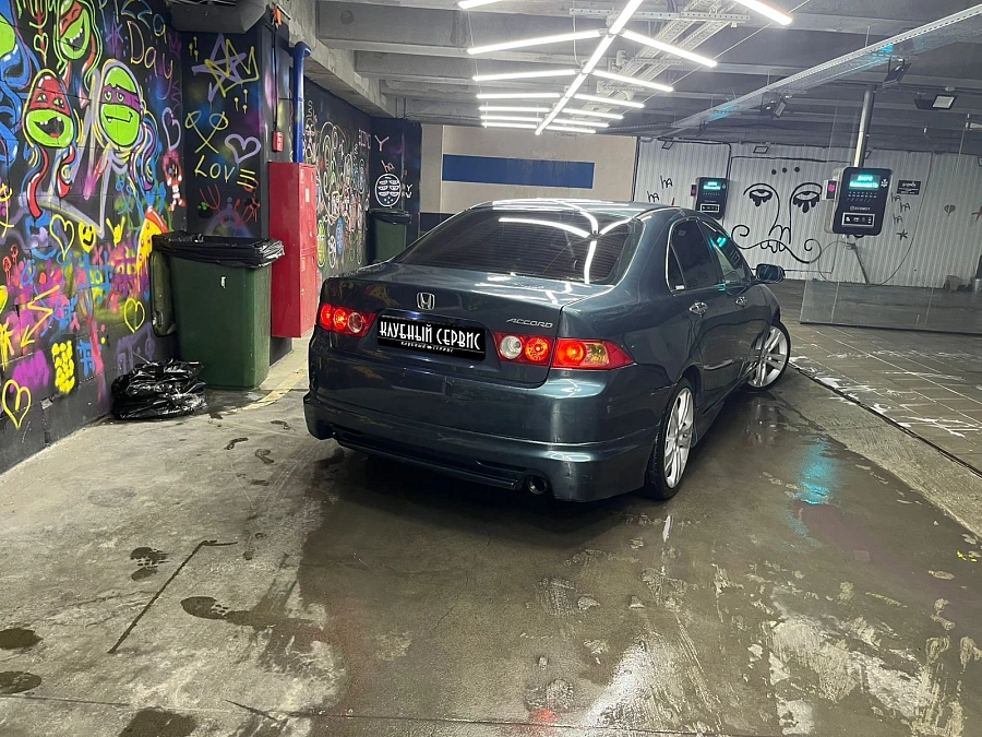 Honda Accord, 2006г., передний привод, автомат