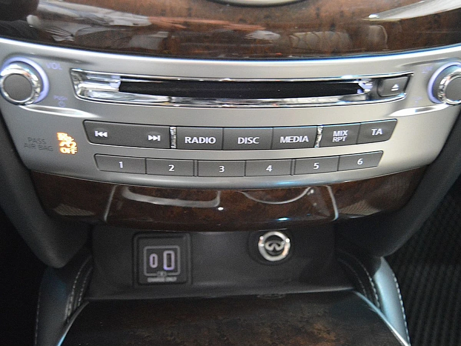 Infiniti QX60, 2019г., полный привод, вариатор