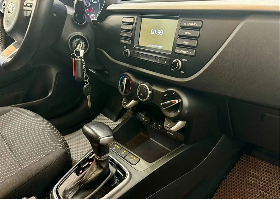 Kia Rio, 2020г., передний привод, автомат