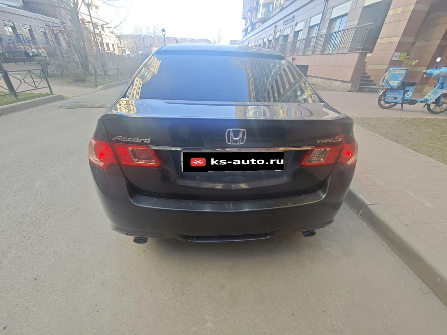 Honda Accord, 2012г., передний привод, автомат