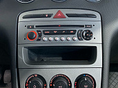 Peugeot , 2010г., передний привод, механика