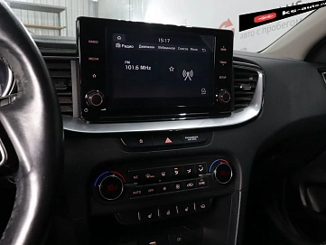 Kia Ceed, 2021г, передний привод, робот