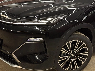 Geely Galaxy Starship 7, 2025г, передний привод, робот