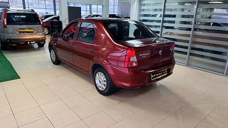 Renault Logan, 2011г, передний привод, механика