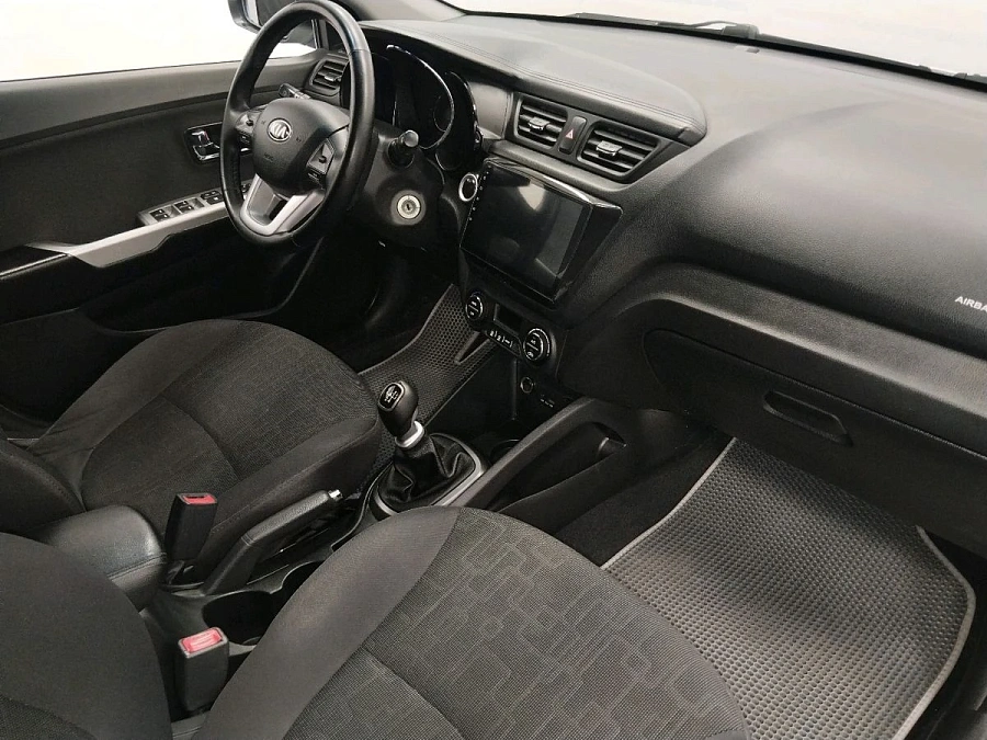 Kia Rio, 2014г., передний привод, механика