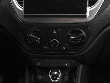 Hyundai Solaris, 2019г, передний привод, автомат