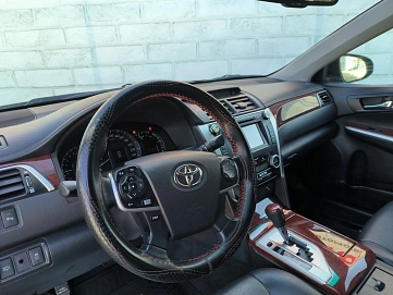 Toyota Camry, 2013г, передний привод, автомат