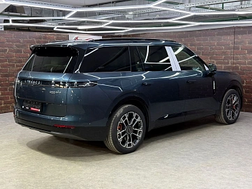 LYNK_&_CO , 2025г., полный привод, автомат