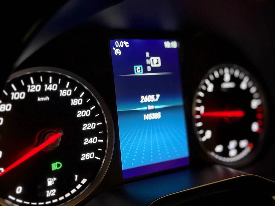 Mercedes-Benz GLC, 2020г., полный привод, автомат
